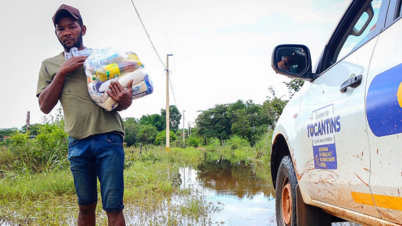 Governo do Tocantins atende vítimas de alagamentos com 2.050 cestas básicas