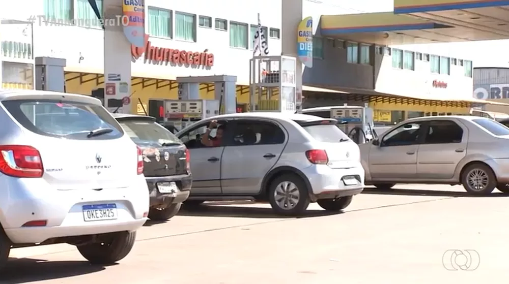 Preço da gasolina começa a cair nos postos de Palmas e novos valores animam motoristas: ‘notícia muito bem-vinda’