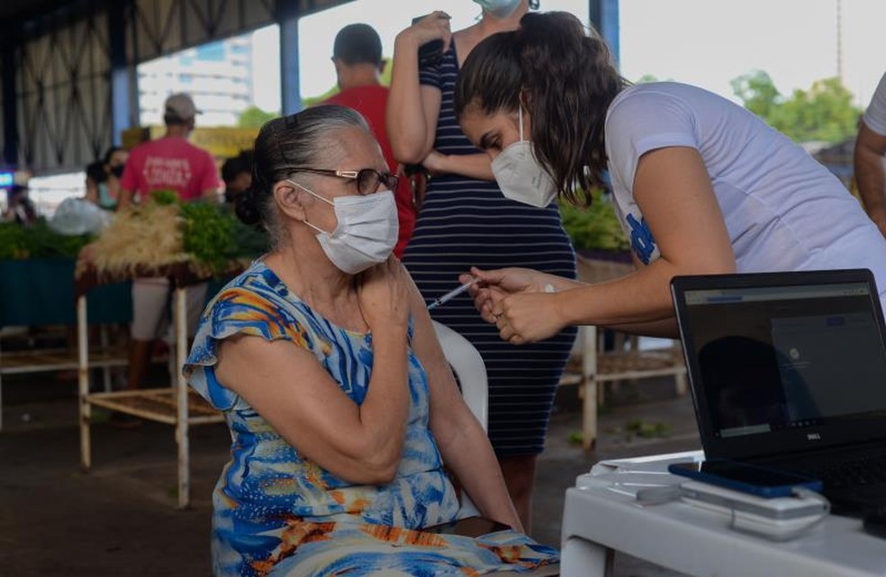 Vacinas contra Covid, Influenza e Poliomielite serão aplicadas em feira do centro de Palmas nesta sexta (30)