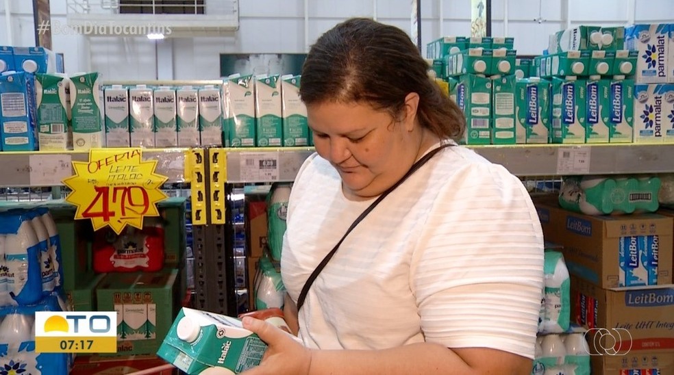 Após chegar a quase R$ 9, preço do leite tem redução nos supermercados de Palmas