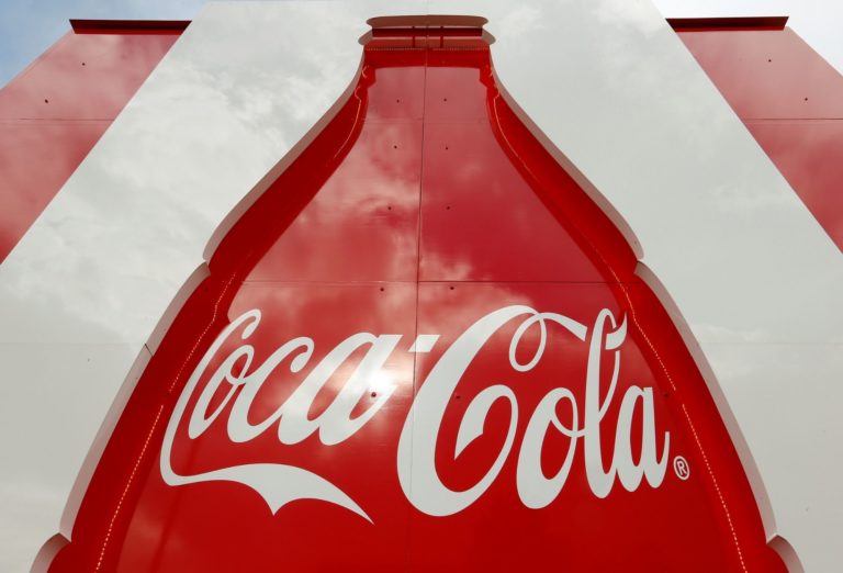 Coca-Cola eleva previsões por demanda acompanhando aumento dos preços