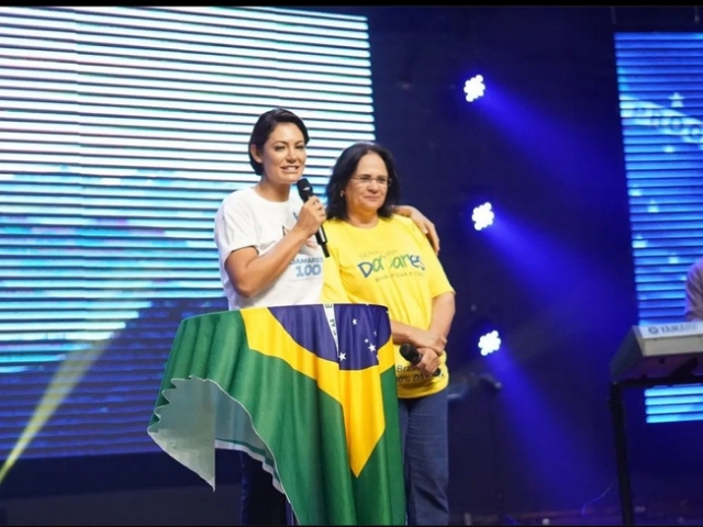 Mulheres com Bolsonaro: Michelle Bolsonaro e Damares estarão em Palmas na quarta-feira