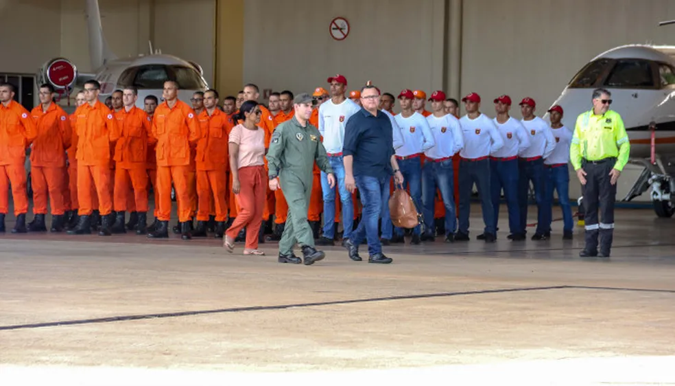 Mãe de jovem que morreu em treinamento diz que ele pediu terno para usar na formatura do Corpo de Bombeiros