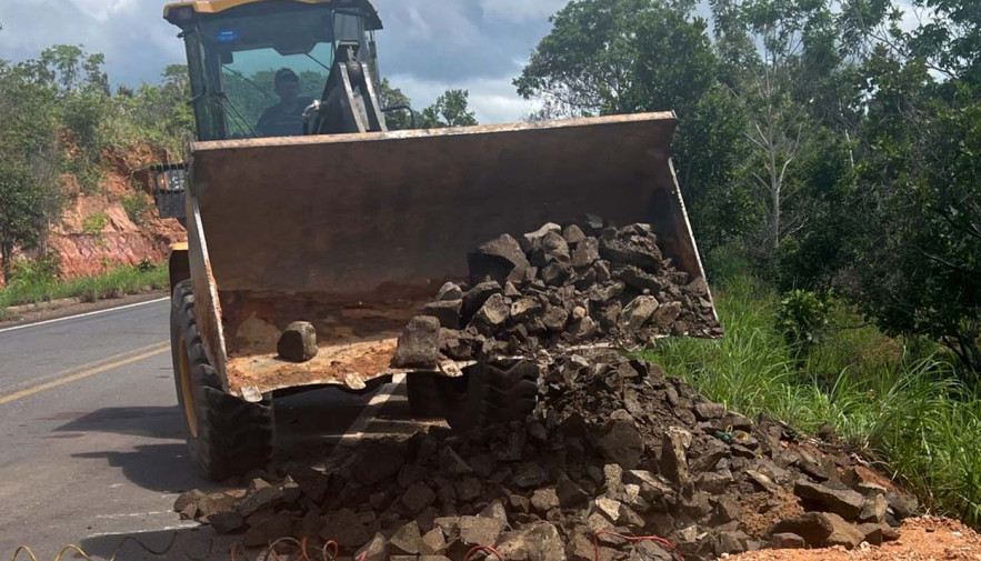 Governo do Tocantins corrige erosão na TO-226 que liga Goiatins a Campos Lindos, na região nordeste do Estado