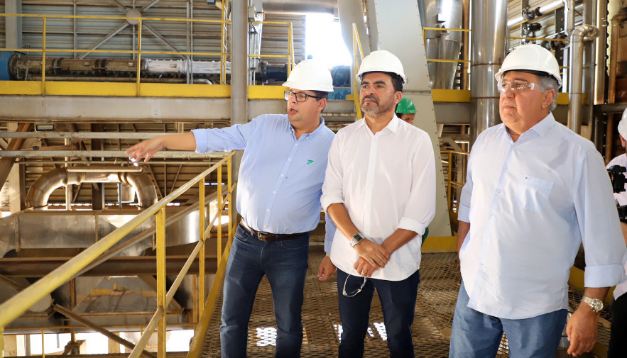 Governador Wanderlei Barbosa destaca incentivo para a agricultura em visita a uma das maiores empresas do agronegócio da região central do país