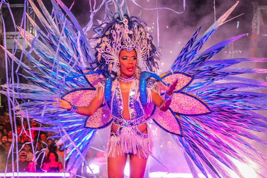 Rainha Gay 2023 usará dinheiro do título para doar sacolões em Rio Branco