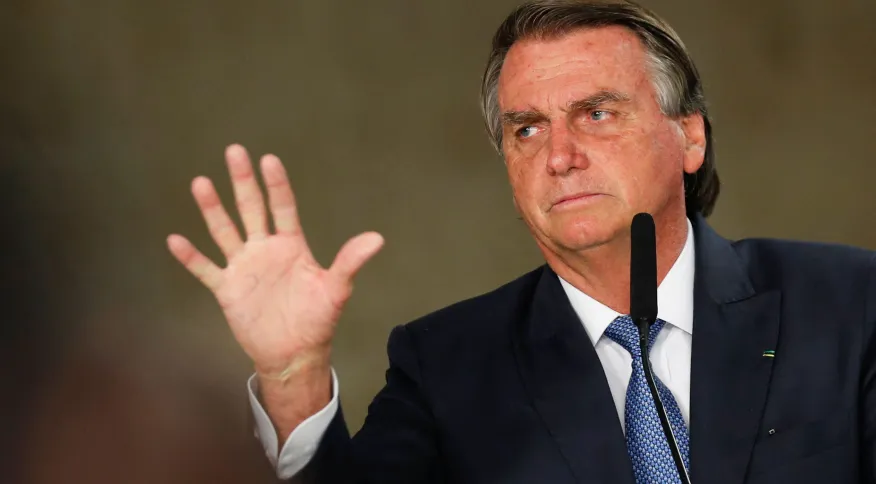 Governo gastou pelo menos R$ 795 mil com viagem de Bolsonaro a Orlando