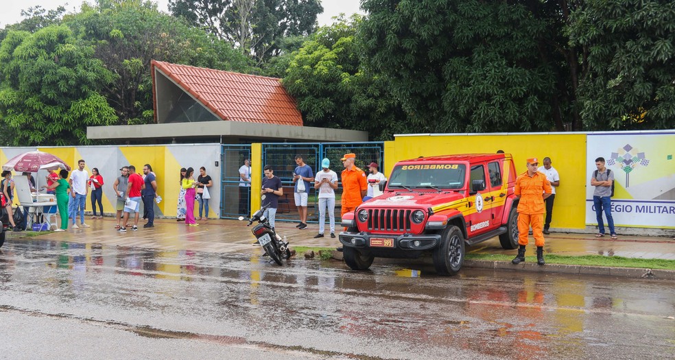 Mais de 3,5 mil deixam de fazer a primeira etapa do concurso dos Bombeiros e abstenção é de 44%