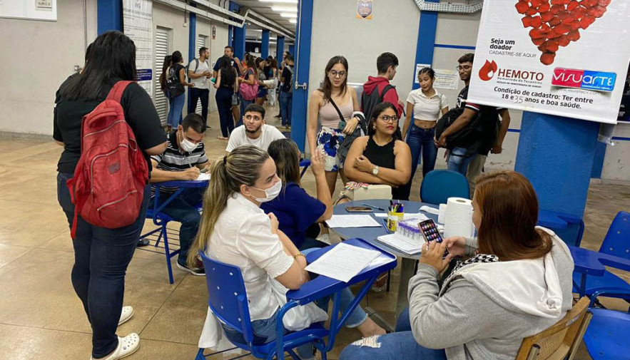 Hemorrede realiza ações para incentivar doação de sangue e cadastro de medula óssea no Tocantins