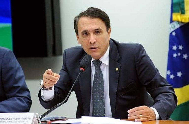 Deputado Federal Carlos Gaguim segue atento às demandas do estado do Tocantins