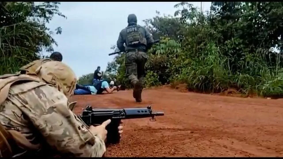 Suspeito de participar do ataque a cidade em Mato Grosso morre em confronto com policiais