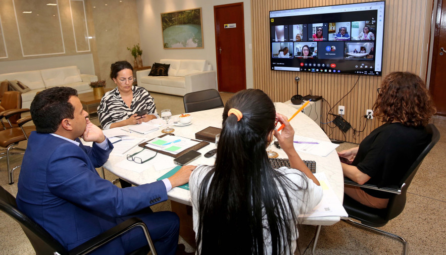 Seduc reúne diretores regionais para fortalecer a paz nas unidades escolares do Estado