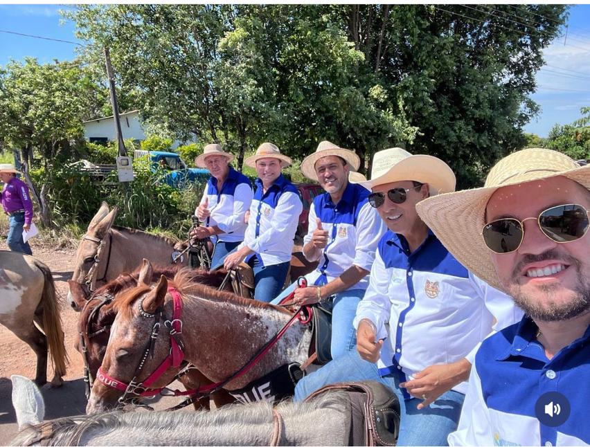 Gaguim prestigia tradicional Cavalgada de Pequizeiro