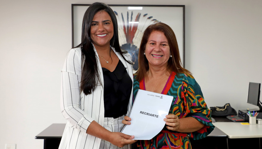 Primeira-dama Karynne Sotero se reúne com coordenação do Recriarte para viabilizar retomada do projeto