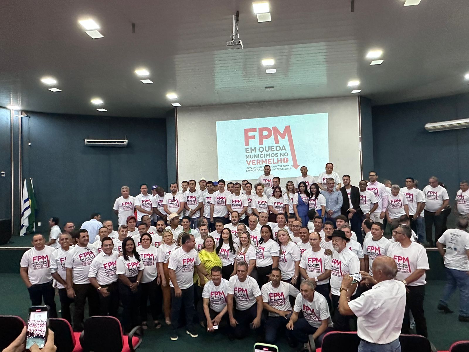 Mais de cem prefeitos do Tocantins realizam mobilização contra queda de recursos do FPM