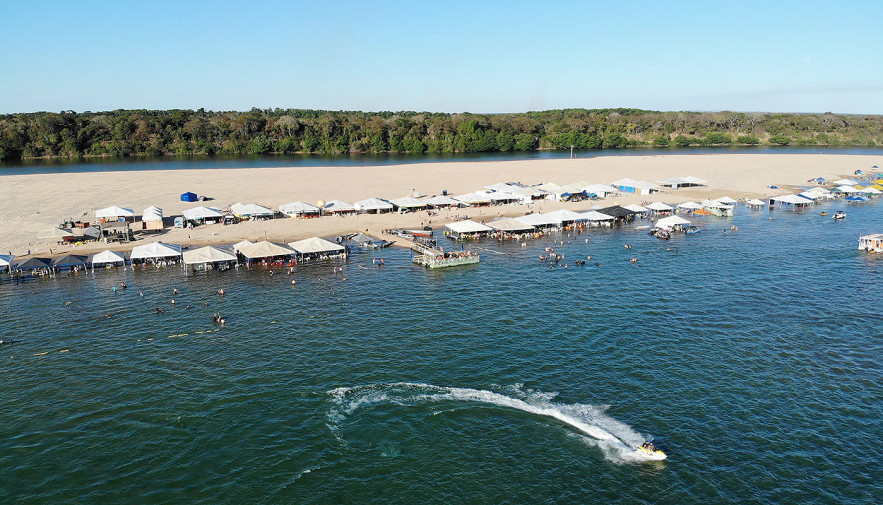 Governo do Tocantins investe em  estrutura em Peixe e movimenta a economia de uma das principais praias do Estado