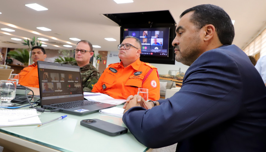 Em reunião com prefeitos, governador Wanderlei anuncia R$ 6 milhões em recursos no combate aos incêndios florestais